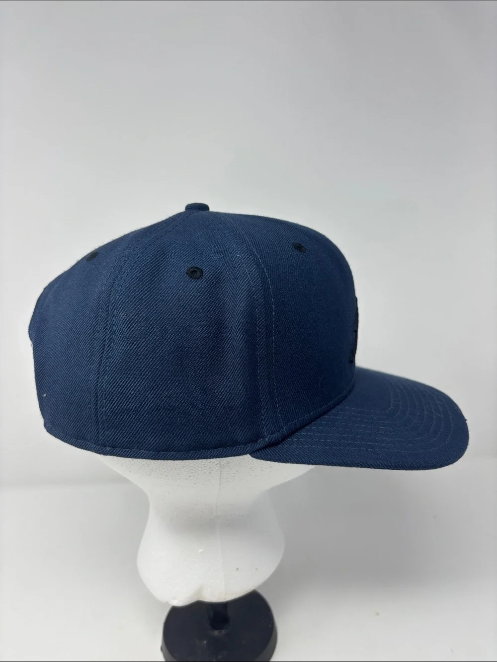 Jordan Men's Navy Blue Flat-Brim Cap with Black Jumpman Logo